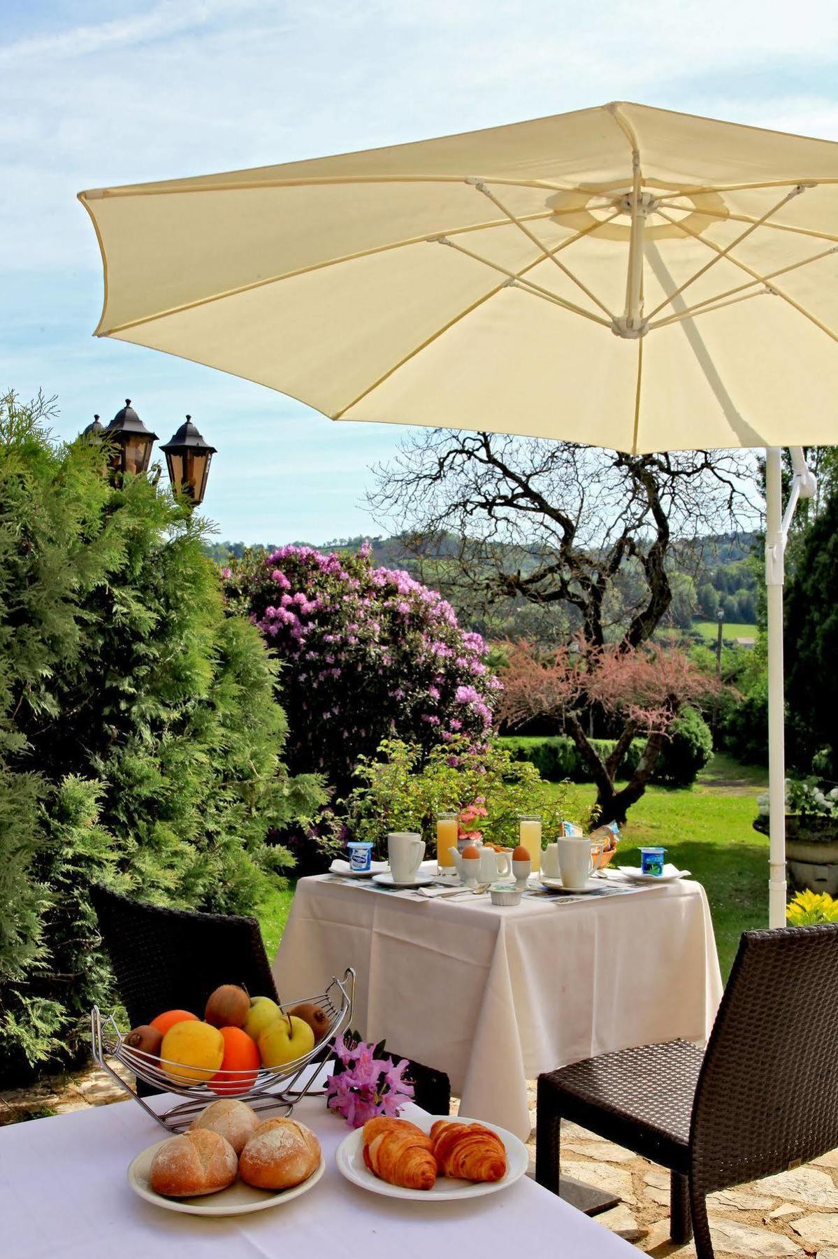 Hotel Restaurant La Verperie ซาร์ลา-ลา-กาเนดา ภายนอก รูปภาพ